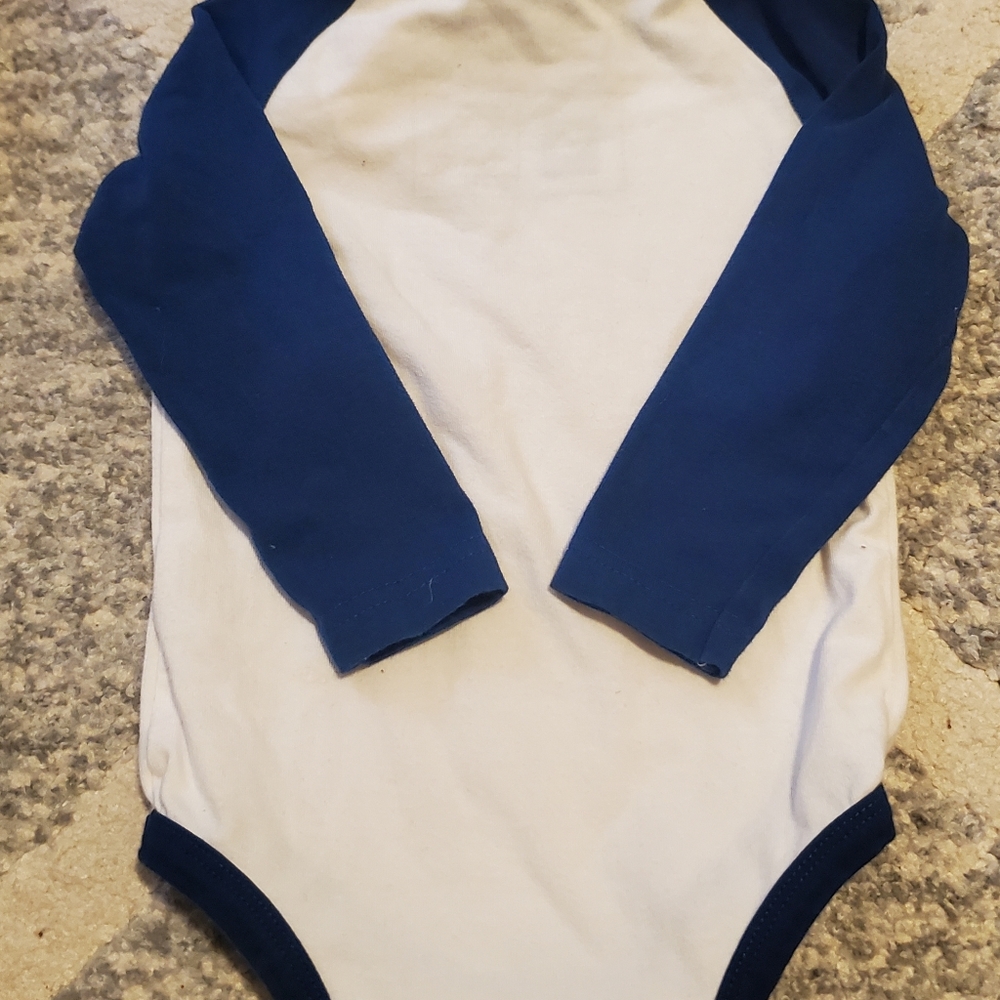 onesie - Picture 4 of 4